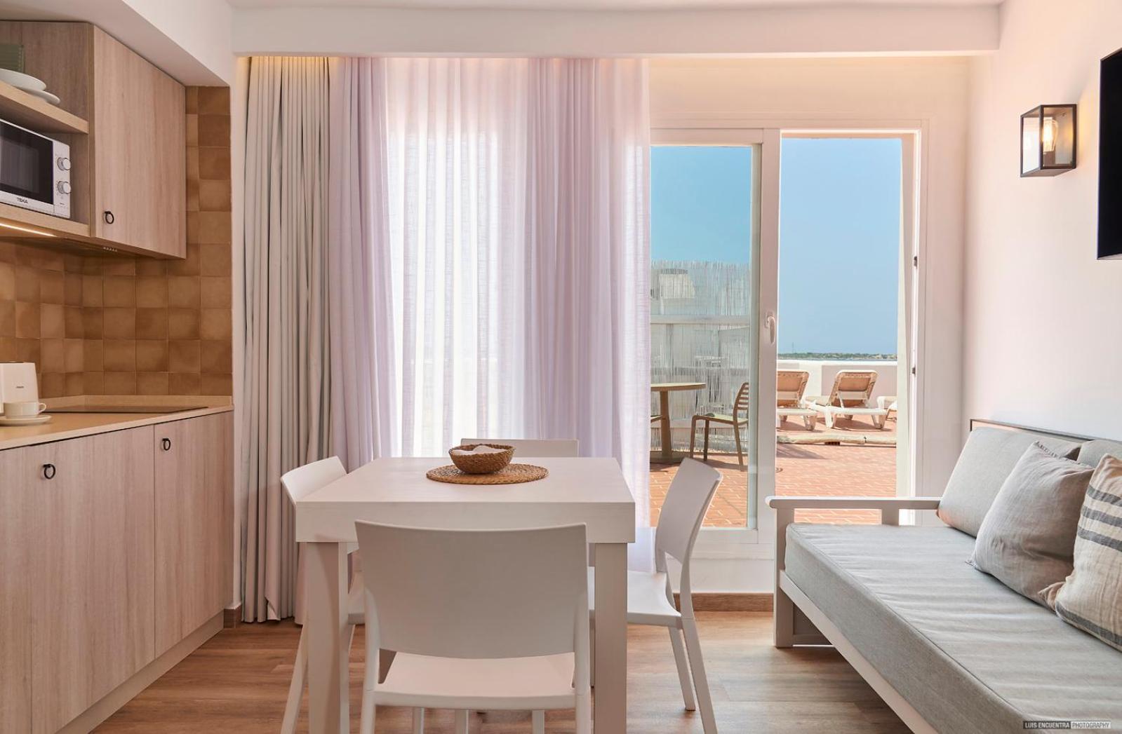 Apartamentos Sabina Playa La Savina  Zimmer foto