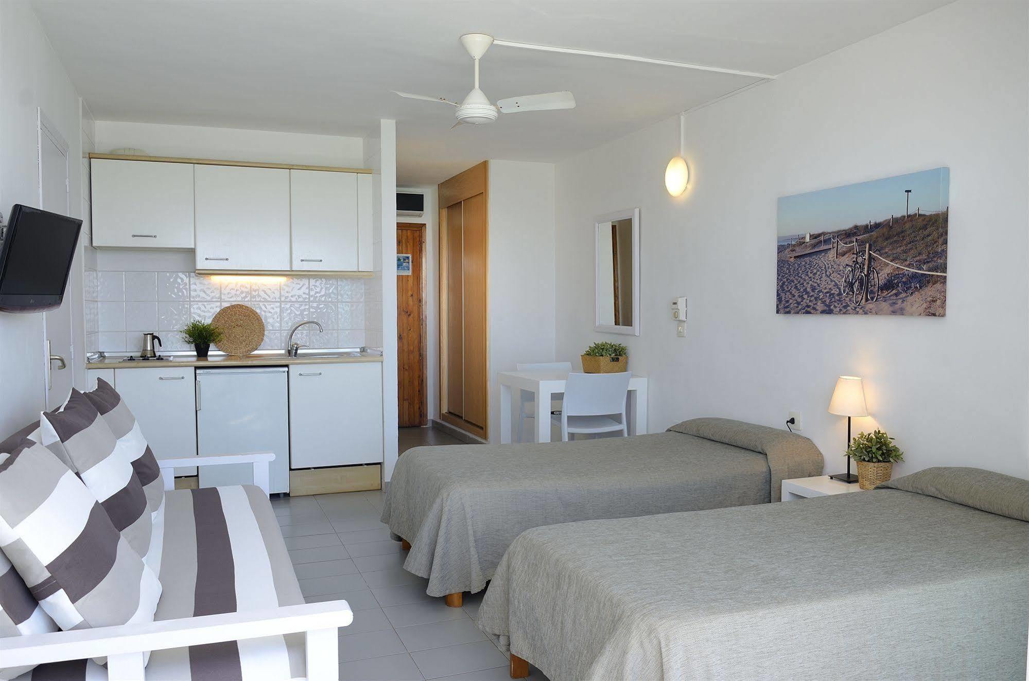 Apartamentos Sabina Playa La Savina  Exterior foto